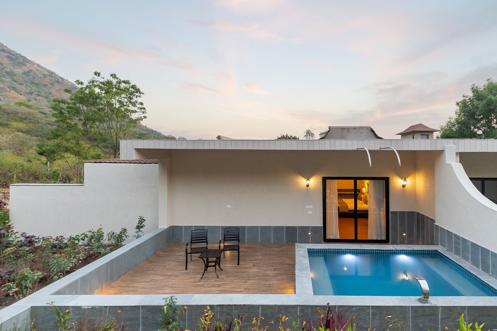 Hill View Luxury Suite With Private Pool And Balcony