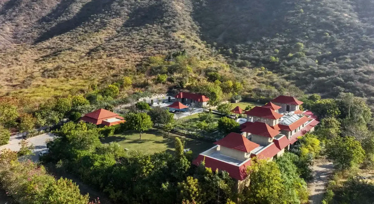 luxury-hotel-in-Udaipur-rajasthan